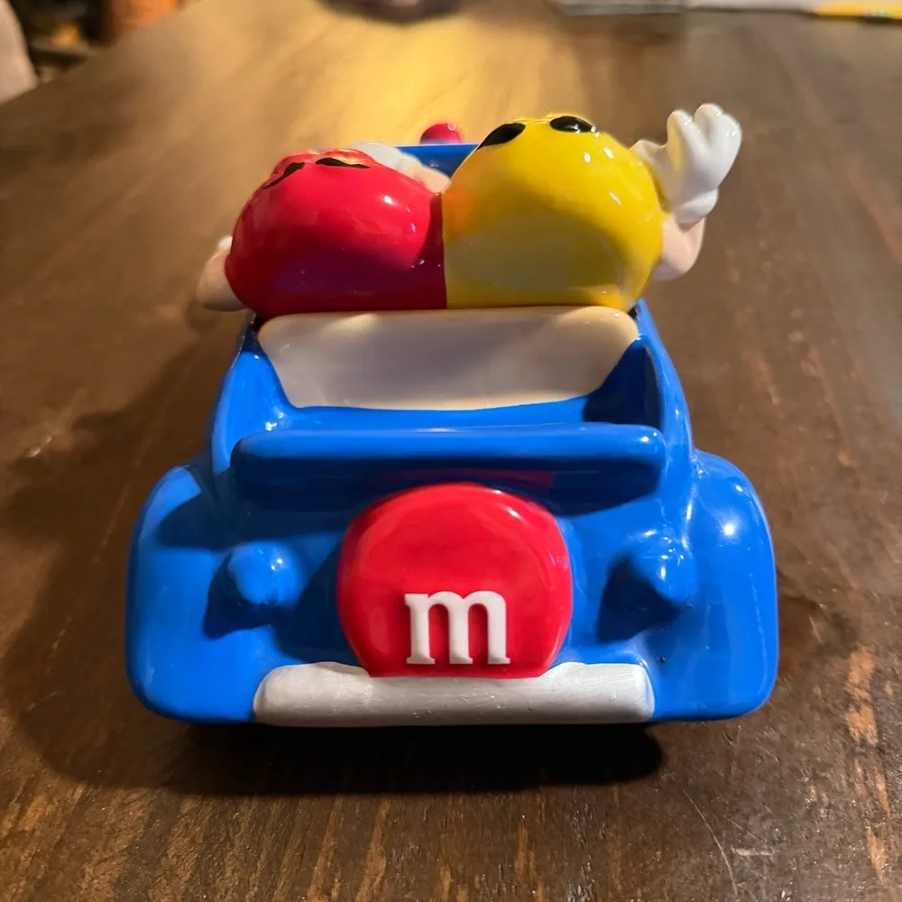 VTG M&M'S Ceramic Car Candy Dish - Red & Yellow M&M Figures